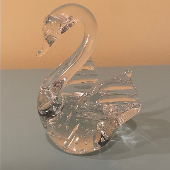 Vintage Other - Vintage Mid-Century Controlled Bubble Glass Swan Figurine Paperweight